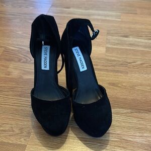 Steve Madden Elegant Black Heels
